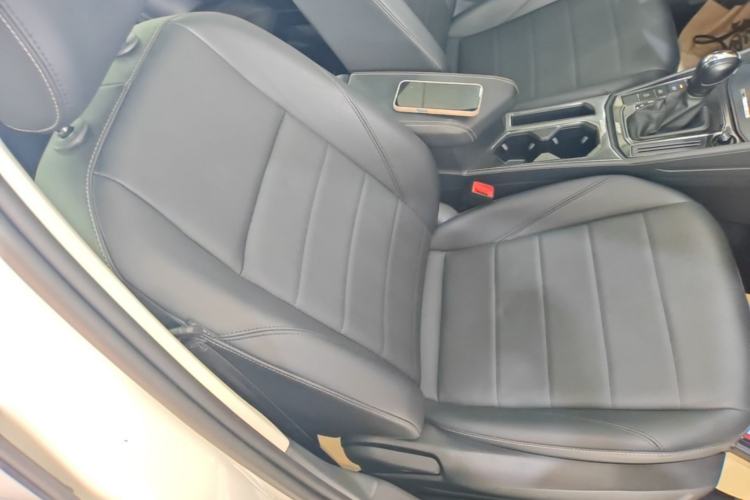 Used Volkswagen Lavida 2021 1.5L Automatic Comfort Edition Right Front Seat