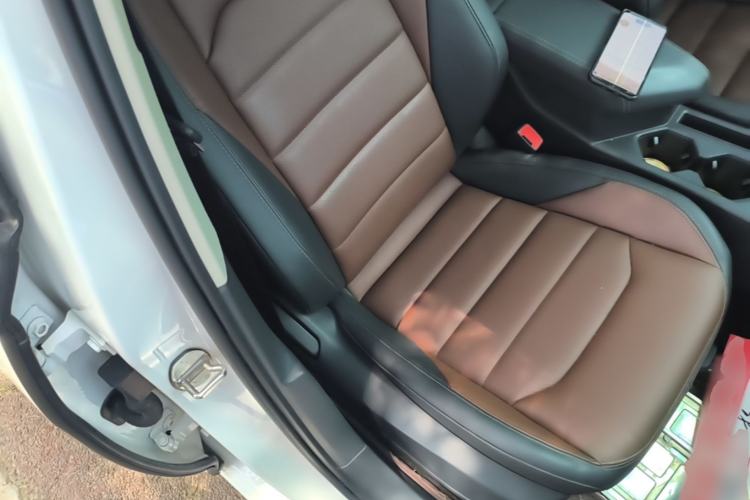 Used Volkswagen Lavida 2021 280TSI DSG Luxury Edition Right Front Seat