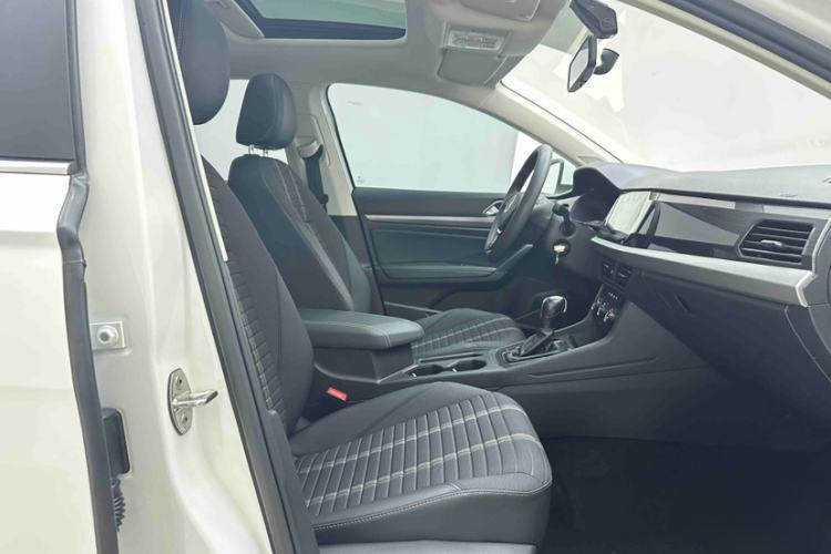 Used Volkswagen Lavida 2021 280TSI DSG Comfort Edition Right Front Seat