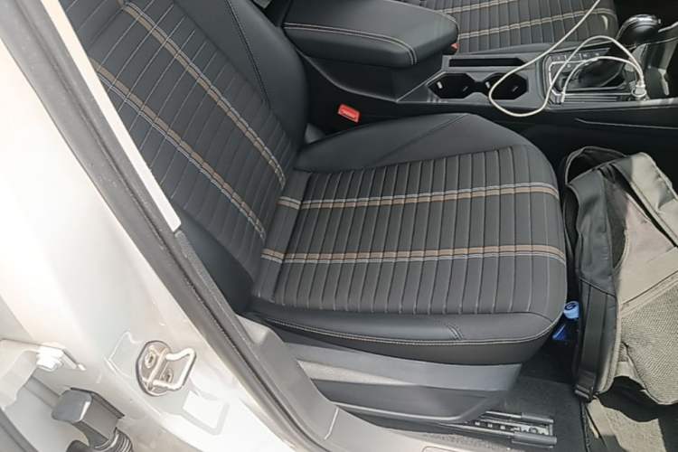 Used Volkswagen Lavida 2021 280TSI DSG Comfort Edition Right Front Seat