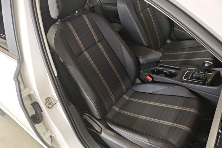 Used Volkswagen Lavida 2021 280TSI DSG Comfort Edition Right Front Seat