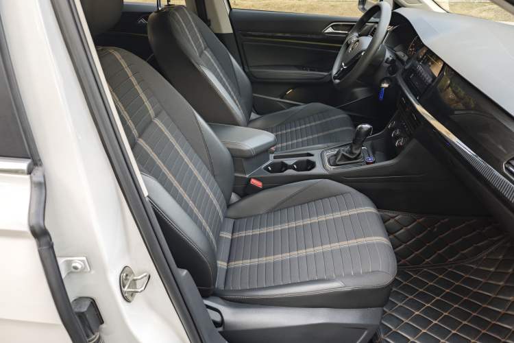 Used Volkswagen Lavida 2021 280TSI DSG Comfort Edition Right Front Seat