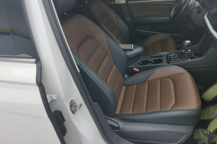 Used Volkswagen Lavida 2021 280TSI DSG Luxury Edition Right Front Seat