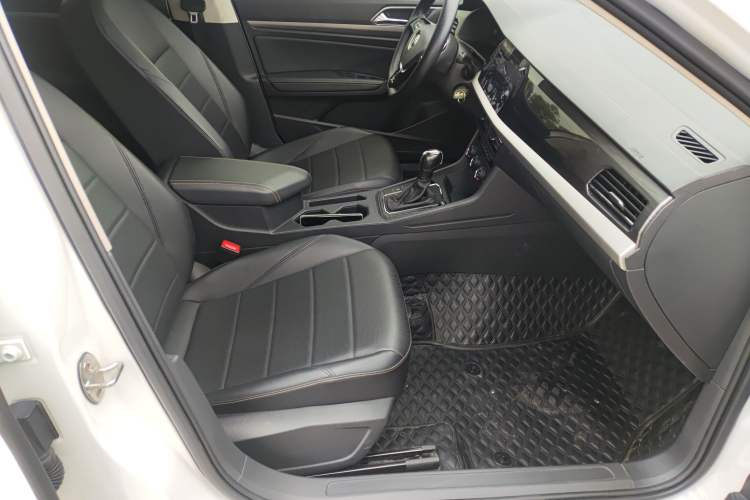 Used Volkswagen Lavida 2021 1.5L Automatic Comfort Edition Right Front Seat