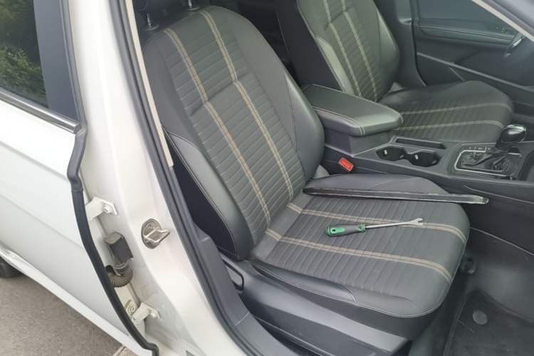 Used Volkswagen Lavida 2021 280TSI DSG Comfort Edition Right Front Seat