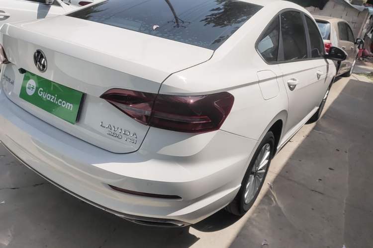 Used Volkswagen Lavida 2021 280TSI DSG Comfort Edition Right Rear Taillight