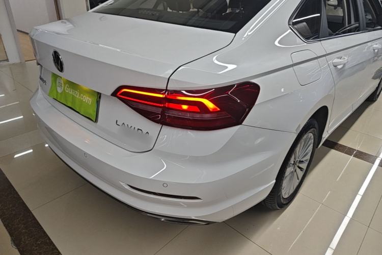 Used Volkswagen Lavida 2021 280TSI DSG Comfort Edition Right Rear Taillight