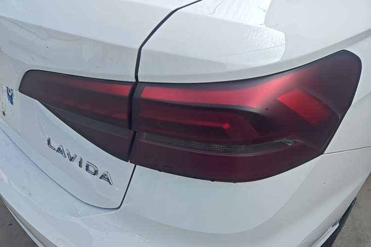 Used Volkswagen Lavida 2021 1.5L Automatic Vision Edition Right Rear Taillight