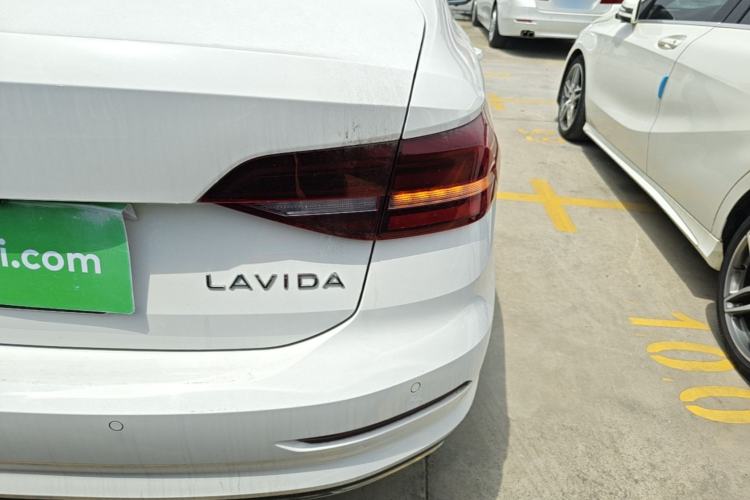 Used Volkswagen Lavida 2021 1.5L Automatic Comfort Edition Right Rear Taillight