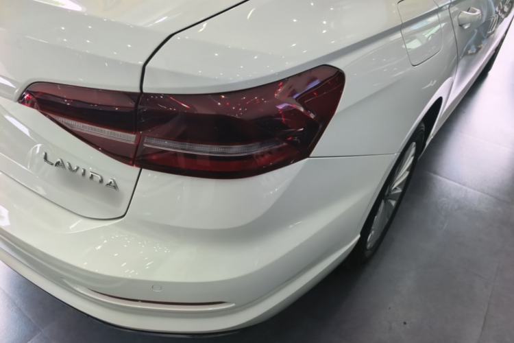 Used Volkswagen Lavida 2021 280TSI DSG Comfort Edition Right Rear Taillight