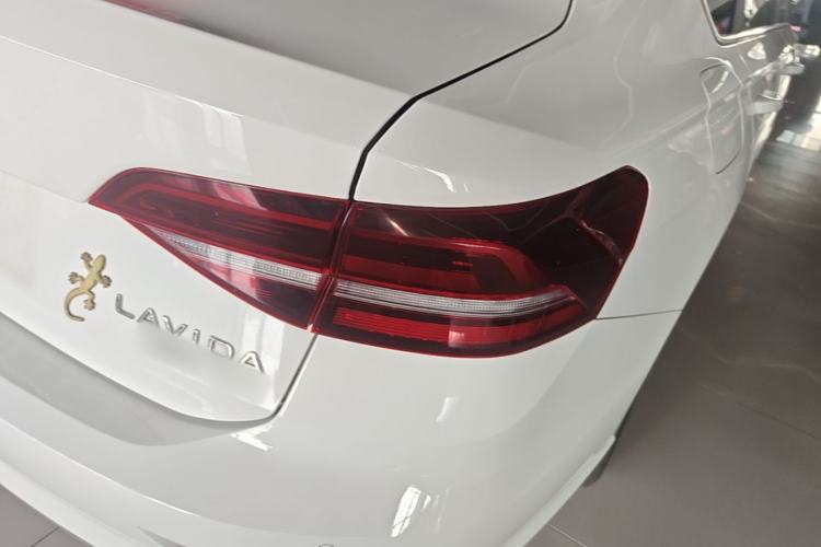 Used Volkswagen Lavida 2021 280TSI DSG Comfort Edition Right Rear Taillight
