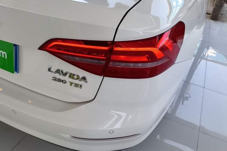 Used Volkswagen Lavida 2021 280TSI DSG Comfort Edition Right Rear Taillight