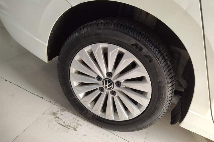 Used Volkswagen Lavida 2021 280TSI DSG Comfort Edition Right Rear Wheel Hub