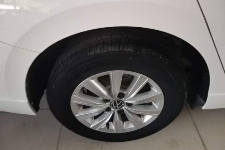 Used Volkswagen Lavida 2021 1.5L Automatic Fashion Edition Right Rear Wheel Hub