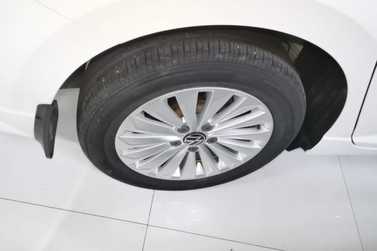Used Volkswagen Lavida 2021 280TSI DSG Comfort Edition Right Rear Wheel Hub