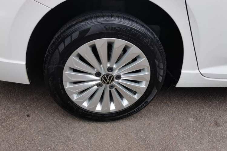 Used Volkswagen Lavida 2021 280TSI DSG Comfort Edition Right Rear Wheel Hub