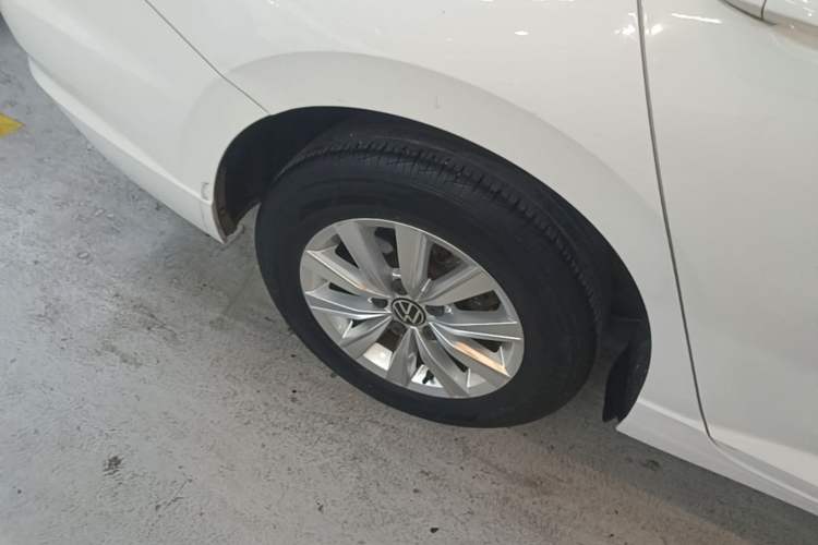 Used Volkswagen Lavida 2021 1.5L Automatic Fashion Edition Right Rear Wheel Hub