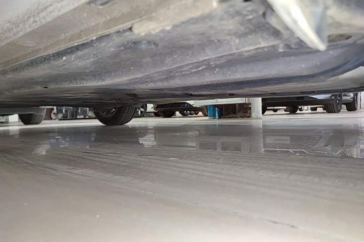 Used Volkswagen Lavida 2021 1.5L Automatic Comfort Edition Right Side Sill