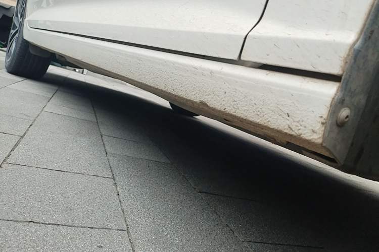 Used Volkswagen Lavida 2021 280TSI DSG Luxury Edition Right Side Sill