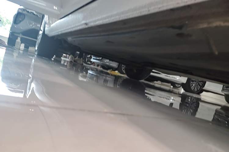 Used Volkswagen Lavida 2021 1.5L Automatic Comfort Edition Right Side Sill