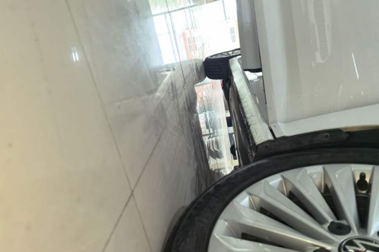 Used Volkswagen Lavida 2021 1.5L Automatic Comfort Edition Right Side Sill