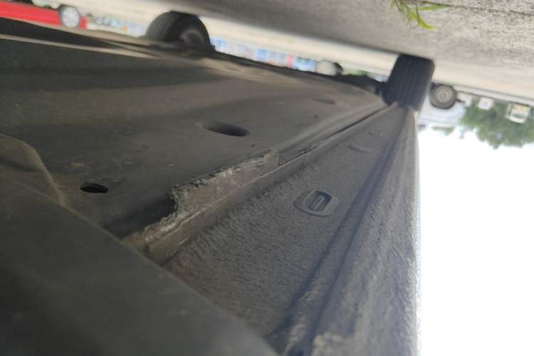 Used Volkswagen Lavida 2021 280TSI DSG Comfort Edition Right Side Sill