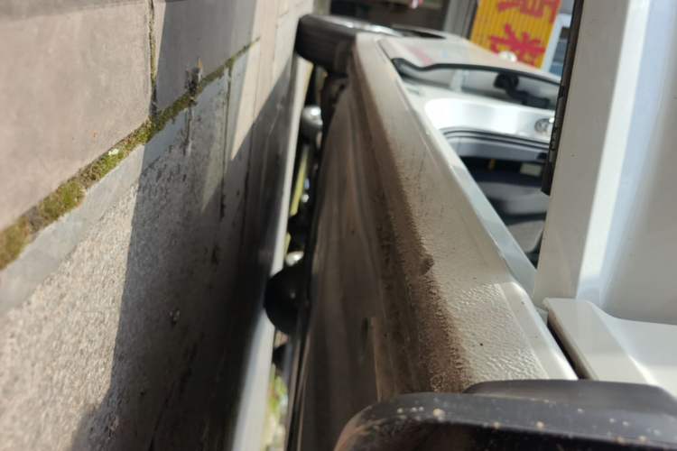 Used Volkswagen Lavida 2021 1.5L Automatic Fashion Edition Right Side Sill
