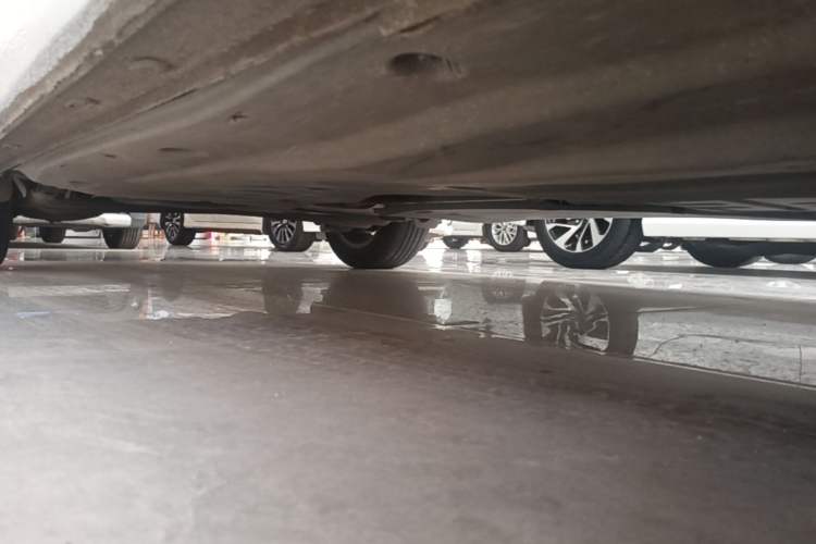 Used Volkswagen Lavida 2021 1.5L Automatic Vision Edition Right Side Sill