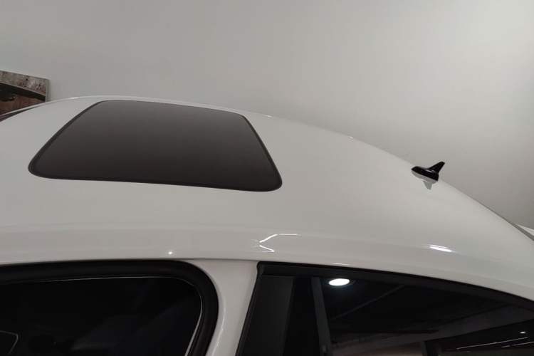 Used Volkswagen Lavida 2021 1.5L Automatic Comfort Edition Roof