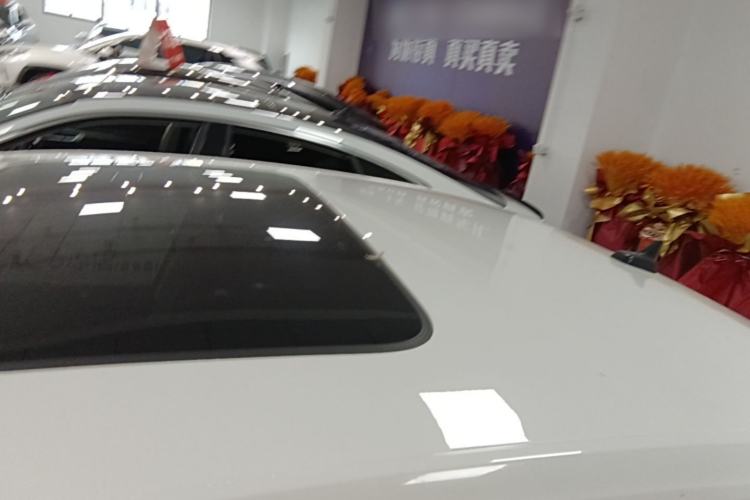 Used Volkswagen Lavida 2021 1.5L Automatic Comfort Edition Roof