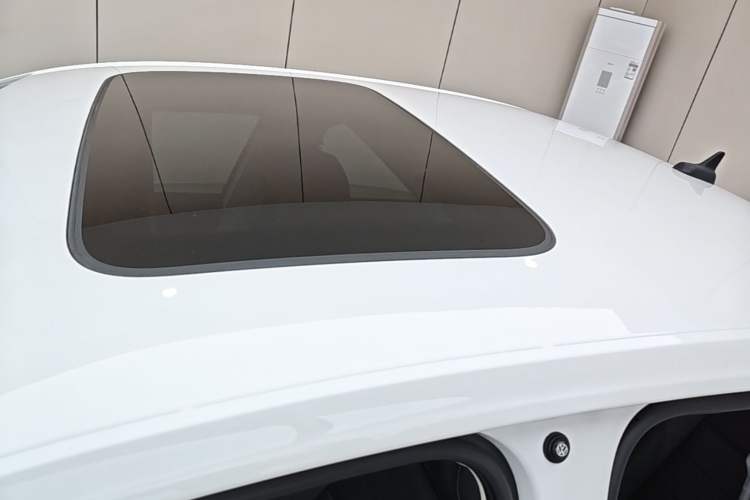 Used Volkswagen Lavida 2021 1.5L Automatic Comfort Edition Roof