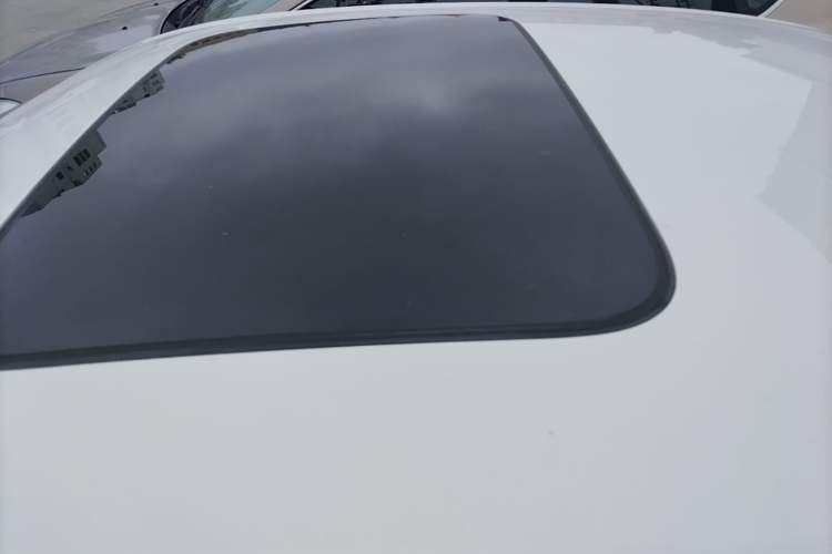 Used Volkswagen Lavida 2021 1.5L Automatic Comfort Edition Roof