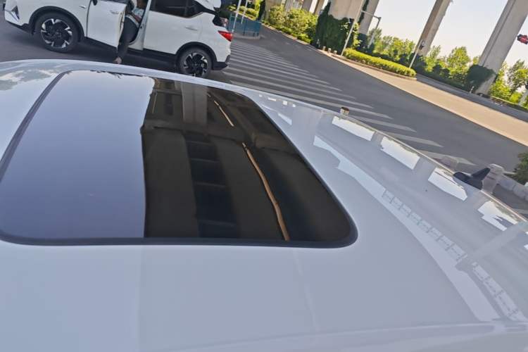 Used Volkswagen Lavida 2021 1.5L Automatic Vision Edition Roof