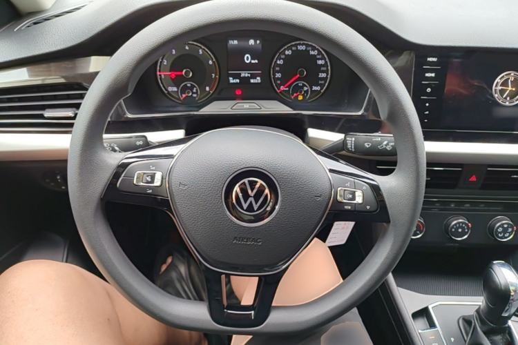 Used Volkswagen Lavida 2021 280TSI DSG Comfort Edition Steering Wheel