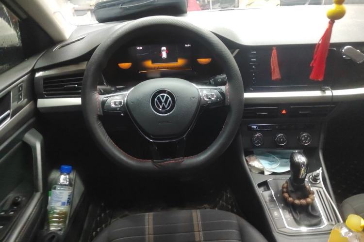 Used Volkswagen Lavida 2021 1.5L Automatic Vision Edition Steering Wheel