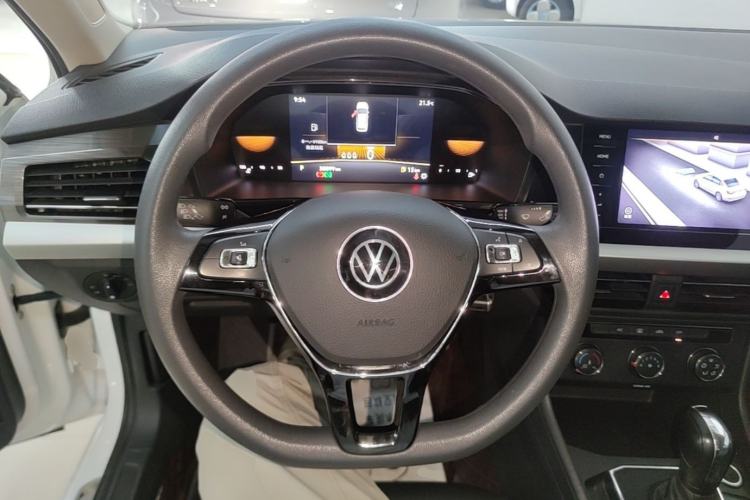 Used Volkswagen Lavida 2021 1.5L Automatic Comfort Edition Steering Wheel