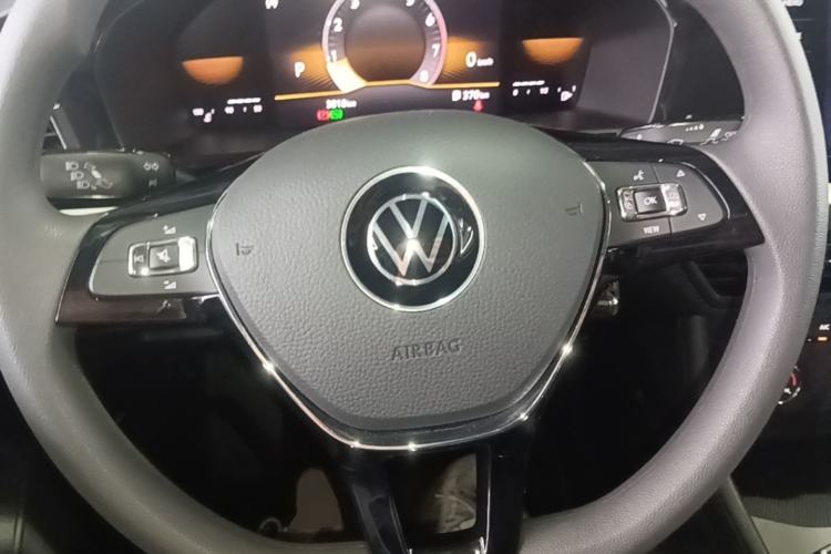Used Volkswagen Lavida 2021 1.5L Automatic Comfort Edition Steering Wheel