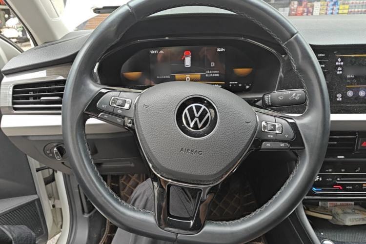 Used Volkswagen Lavida 2021 280TSI DSG Luxury Edition Steering Wheel