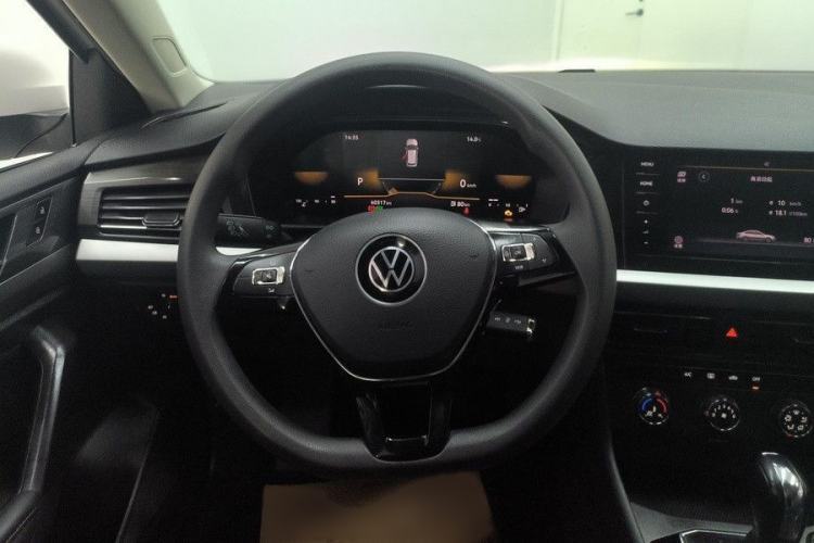 Used Volkswagen Lavida 2021 1.5L Automatic Comfort Edition Steering Wheel