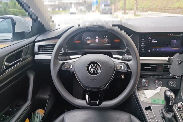 Used Volkswagen Lavida 2021 1.5L Automatic Comfort Edition Steering Wheel
