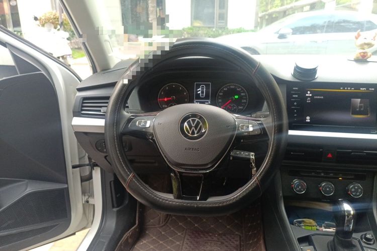 Used Volkswagen Lavida 2021 1.5L Automatic Fashion Edition Steering Wheel