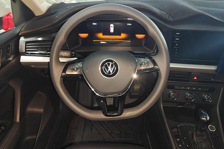 Used Volkswagen Lavida 2021 1.5L Automatic Comfort Edition Steering Wheel