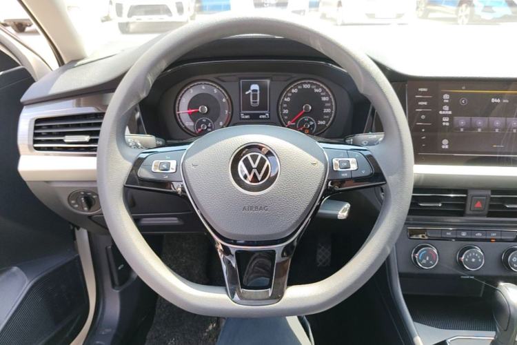 Used Volkswagen Lavida 2021 1.5L Automatic Comfort Edition Steering Wheel