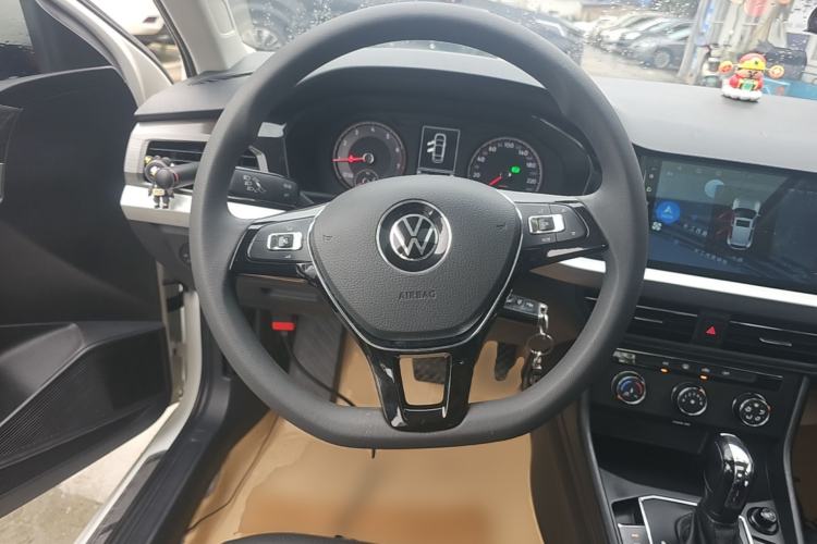 Used Volkswagen Lavida 2021 1.5L Automatic Comfort Edition Steering Wheel
