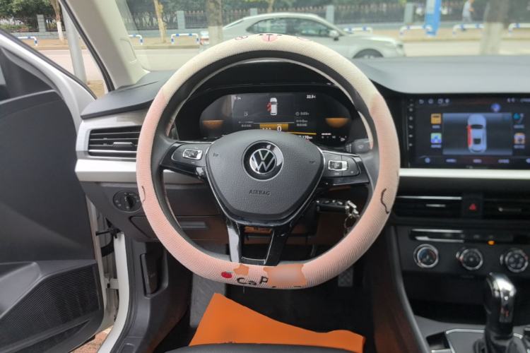 Used Volkswagen Lavida 2021 1.5L Automatic Comfort Edition Steering Wheel
