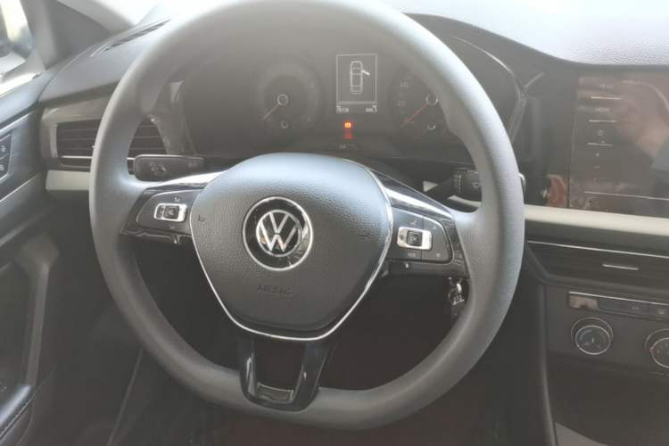 Used Volkswagen Lavida 2021 280TSI DSG Comfort Edition Steering Wheel