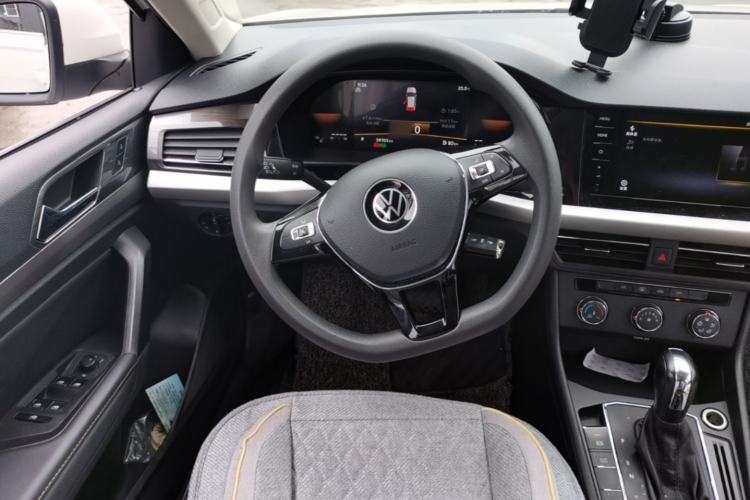 Used Volkswagen Lavida 2021 1.5L Automatic Vision Edition Steering Wheel