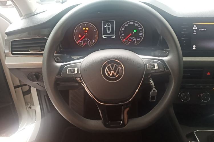 Used Volkswagen Lavida 2021 1.5L Automatic Vision Edition Steering Wheel
