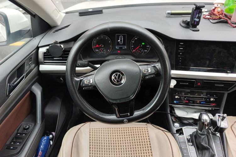 Used Volkswagen Lavida 2021 280TSI DSG Luxury Edition Steering Wheel