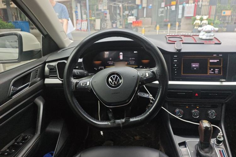 Used Volkswagen Lavida 2021 1.5L Automatic Comfort Edition Steering Wheel